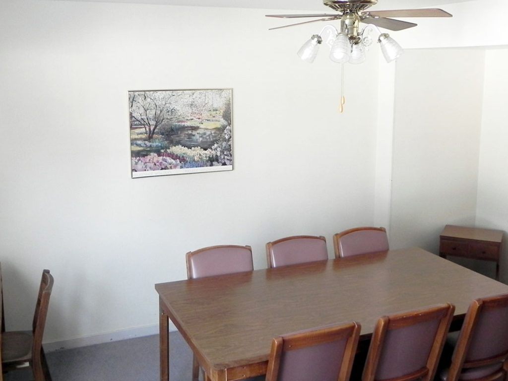 dining-scaled